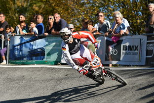 乐鱼体育-国家队打破沉闷，挺进欧洲杯正赛  第5张